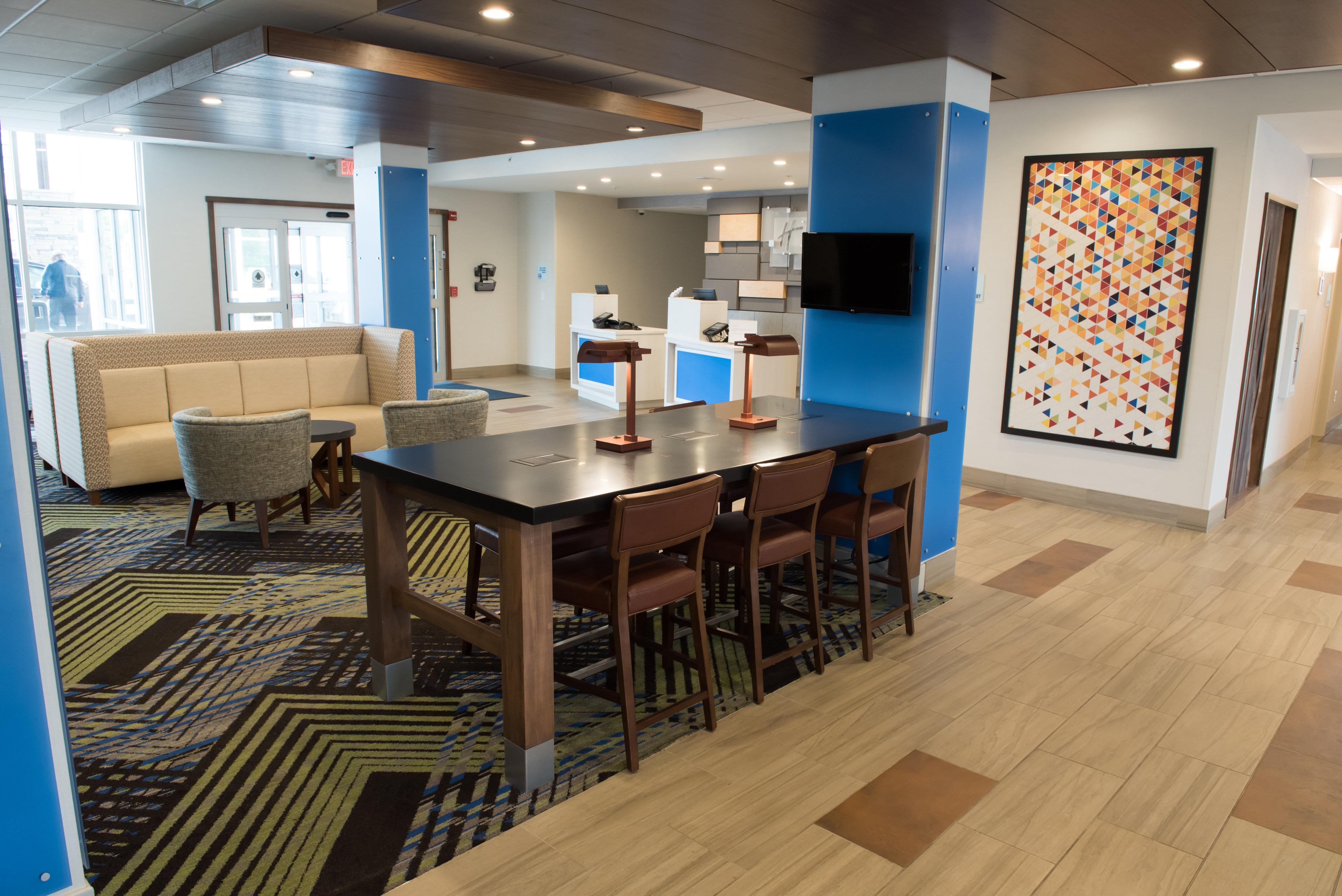Holiday Inn Express & Suites - Orland Park Mokena By Ihg Eksteriør billede
